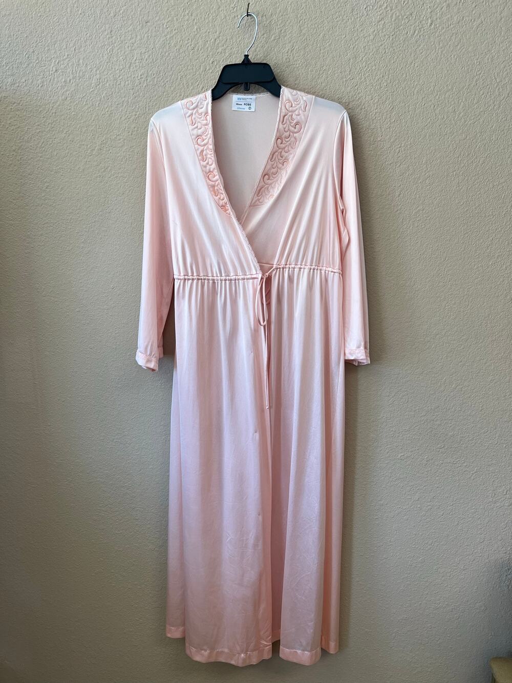 Vintage JCPenney blush pink misses robe size S